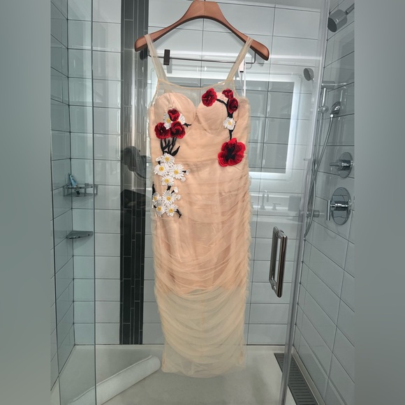 Floral Ruched Bodycon - Picture 3 of 4